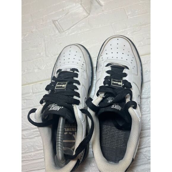 NIKE AIR FORCE 1 XXV Low '07 Shoes PATTERSON SQUARE GARDEN White Black - Picture 8 of 11